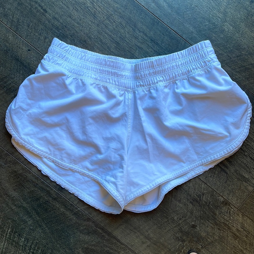 lululemon quick pace short 3in